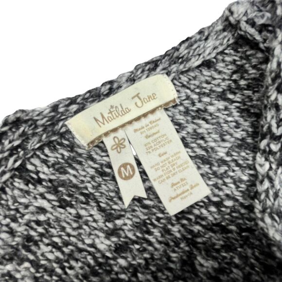 Matilda Jane Sweater Womens Medium Marled Knit Pullover Black Gray V-Neck Dolman - Picture 3 of 10